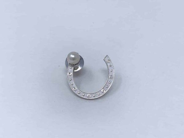 White Akoya Pearl Silver 'Horseshoe' Brooch Pin (B7) - Image 4