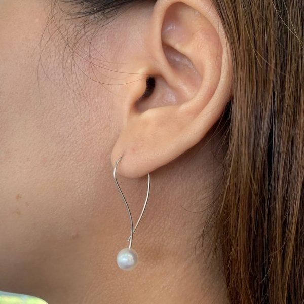 White Akoya Pearl Gold Earrings (E14) - Image 2