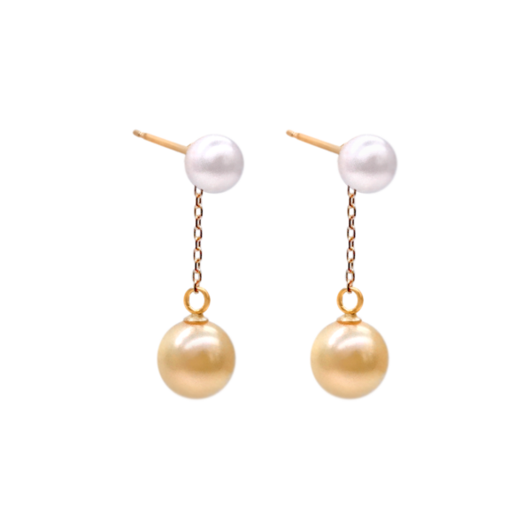 White and Gold Akoya Pearl K18 Gold Earring E9