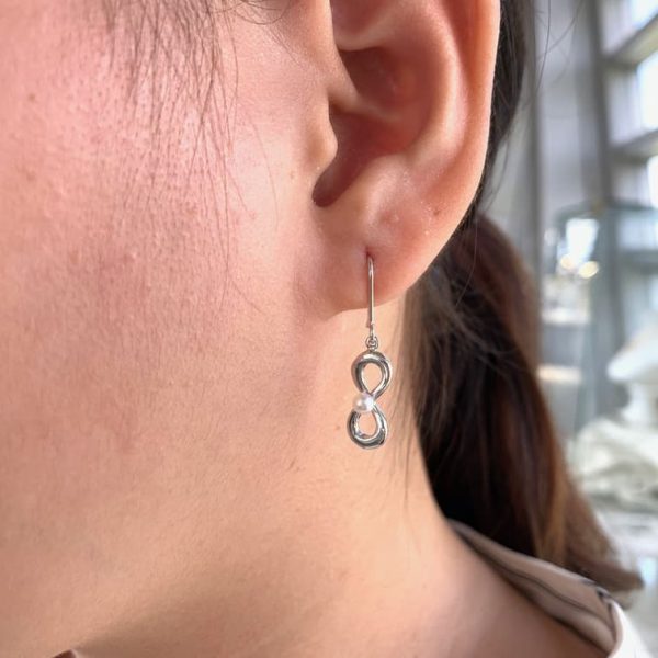 Yui White Akoya Pearl Silver Earrings (E50) - Image 5