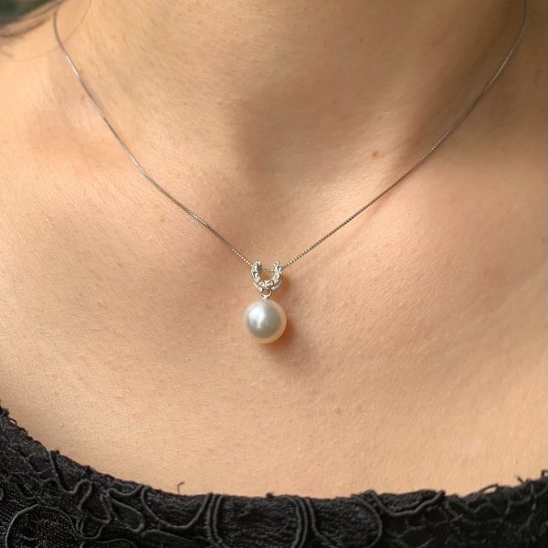 White Akoya Pearl Gold Pendant (P67) - Image 6