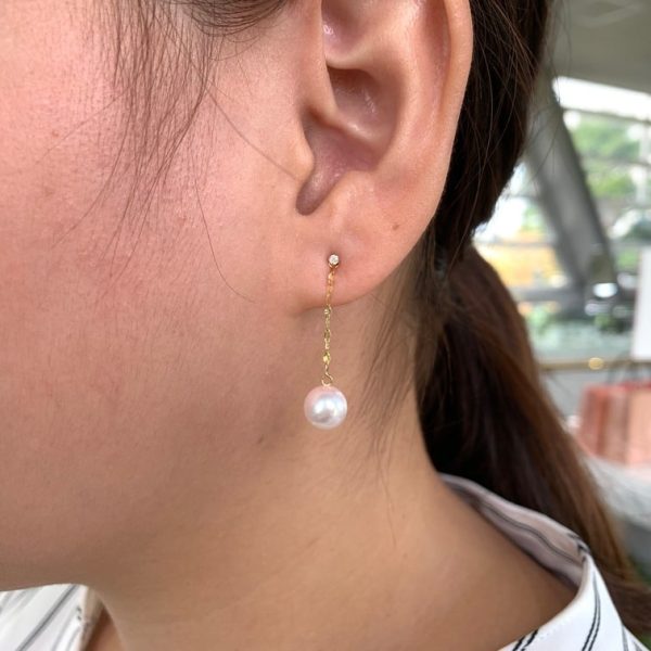 White Akoya Pearl in K18 Gold with Diamond Earrings - E94 - Image 2