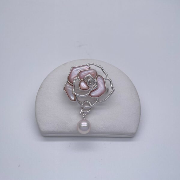 White Akoya Pearl Detachable Silver 'Rose' Brooch Pin (B17)