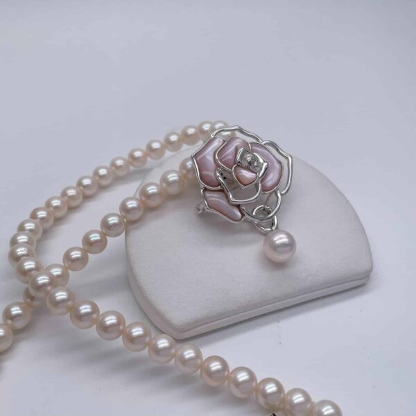 White Akoya Pearl Detachable Silver 'Rose' Brooch Pin (B17)