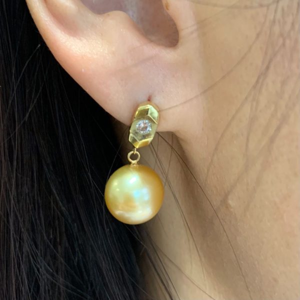 Gold South Sea Pearl Earring with Gold and Diamond Earrings (E108) - Image 2