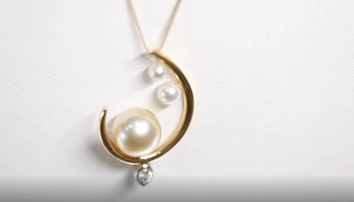 3 Pearl Shizuku Pendant