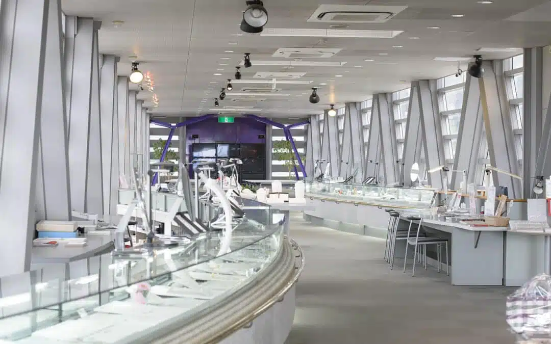 Pearl FALCO was founded in 1985 in Ise Shima Japan – the birthplace of cultured pearls.