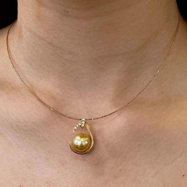 Gold South Sea Pearl Gold Pendant (P219) - Image 4
