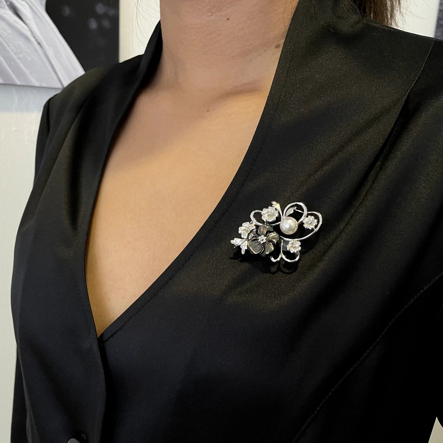 B52 Akoya Pearl Brooch