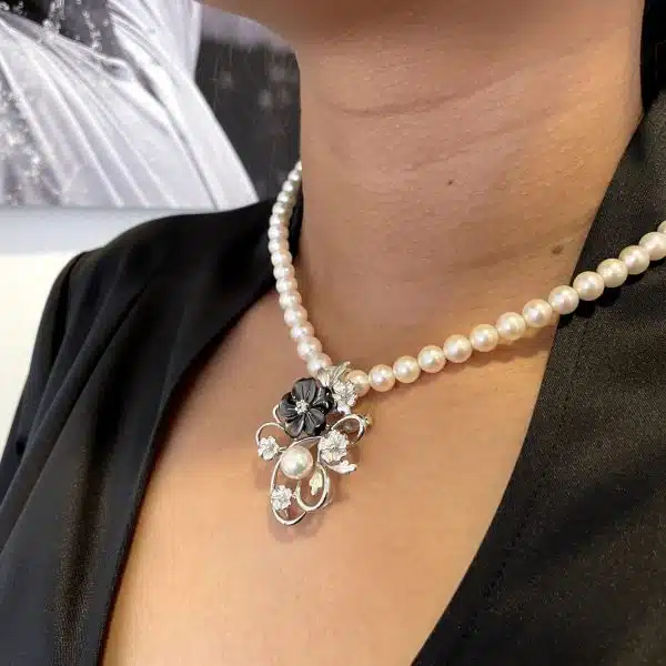 B52 Akoya Pearl Brooch Pin