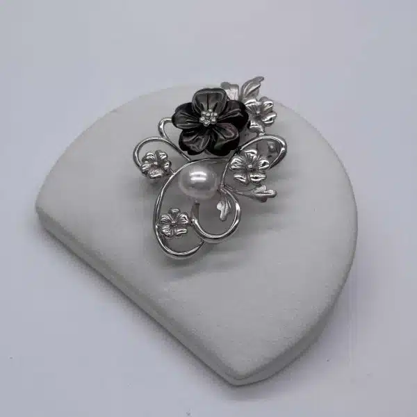 B52 Akoya Pearl Brooch