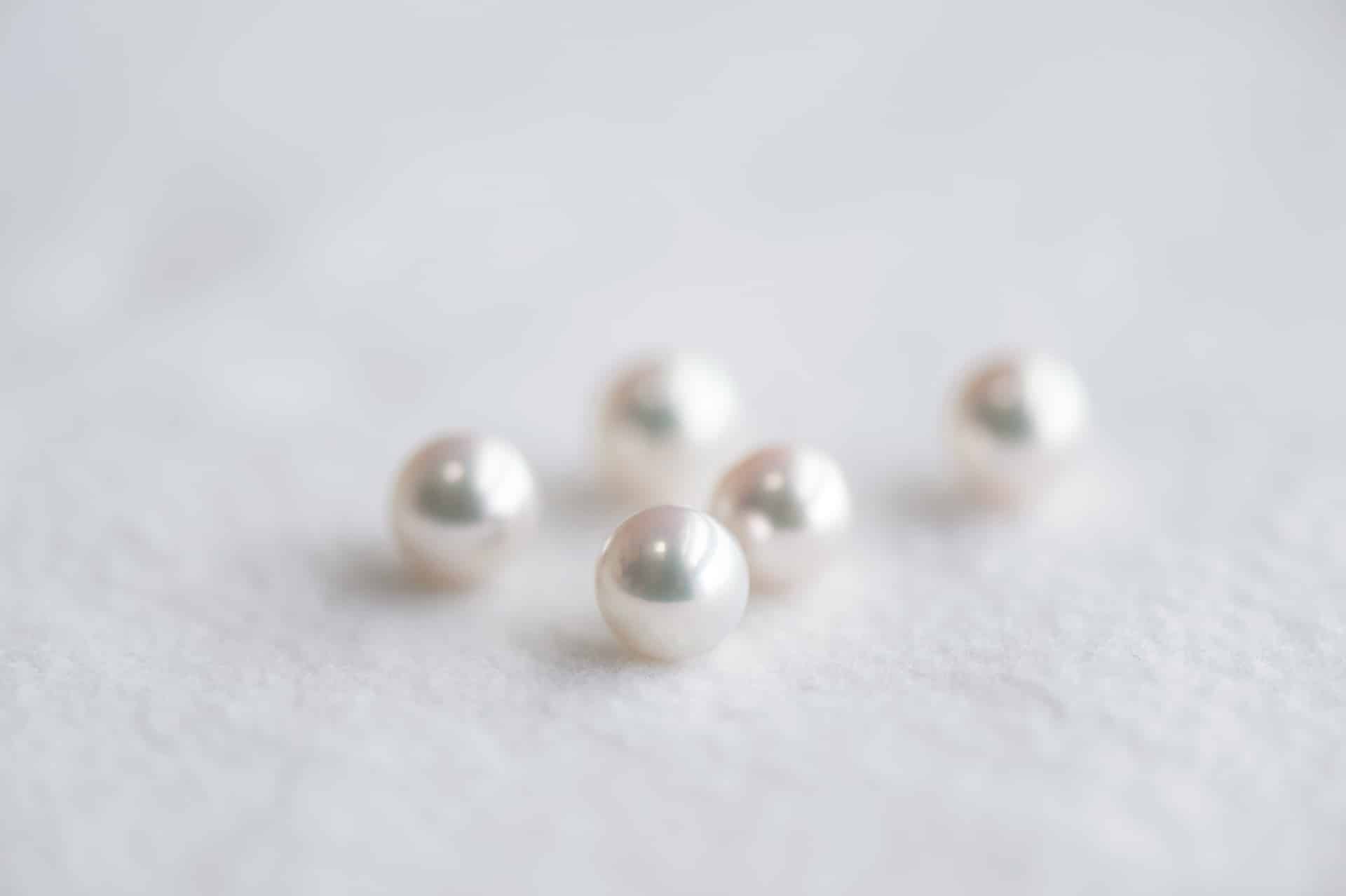 How to recognize genuine pearls
