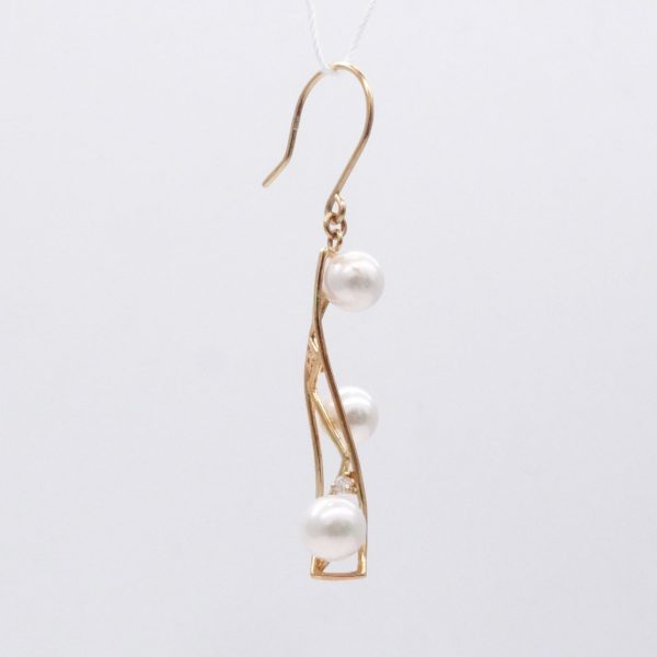 Twisted White Akoya Pearl Earrings (E238) - Image 2