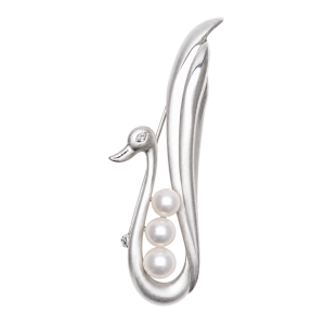 White Akoya Pearl 'Swan' Brooch Pin - B57