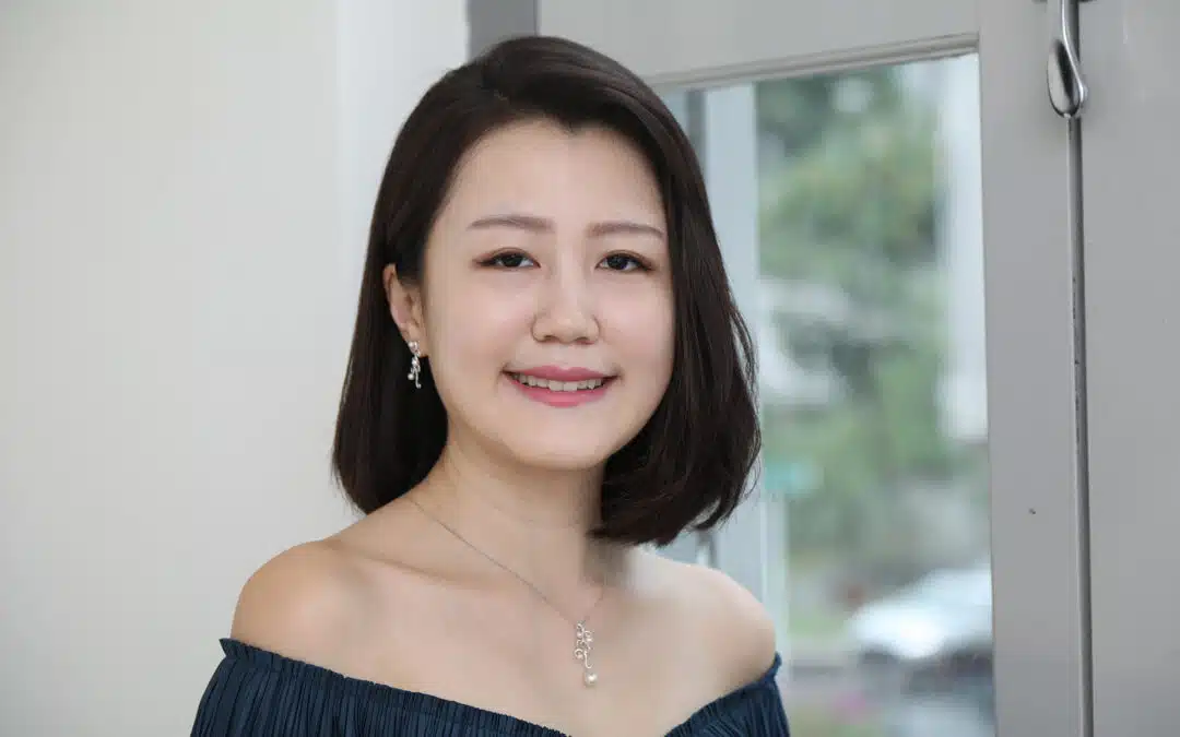 Wearing Akoya Pearl Necklaces in Beautiful Singapore