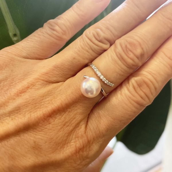 White Akoya Pearl Swirl Design / Diamond Ring (R69) - Image 2