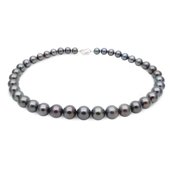 N137 southsea black pearl necklace
