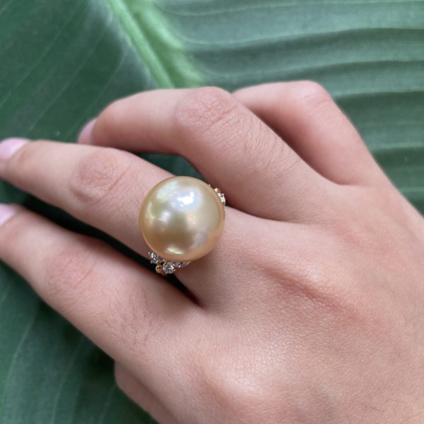 South Sea  Bold Gold Pearl Diamond Ring (R76) - Image 2