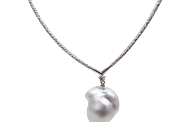 White South Sea Shimmer Keshi Pendant (P256)