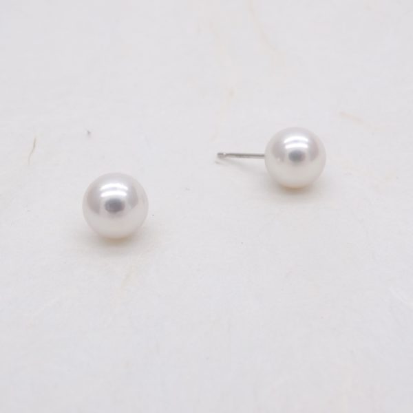 Classic White Akoya Pearl Earring  - E293 - Image 3