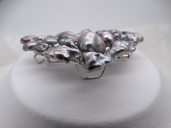 Black South Sea Keshi Pearl Brooch -B78 - Image 3