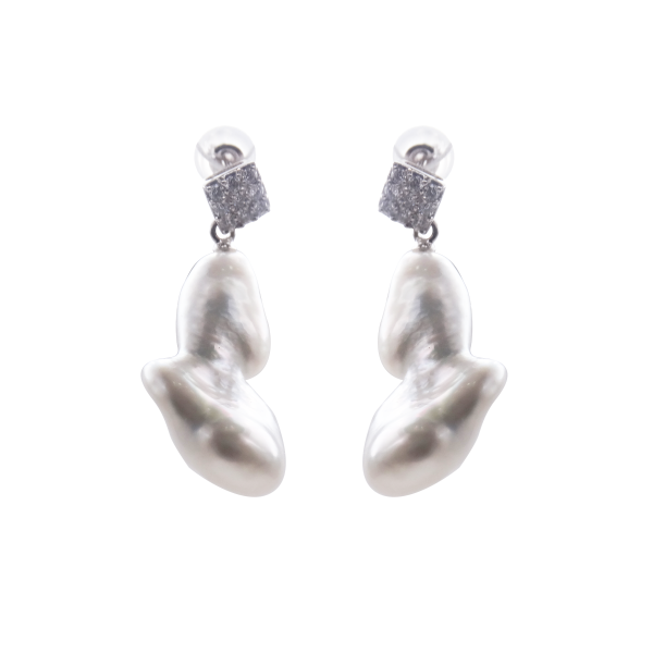 South Sea Keshi Pearl Earring with Diamonds -E288