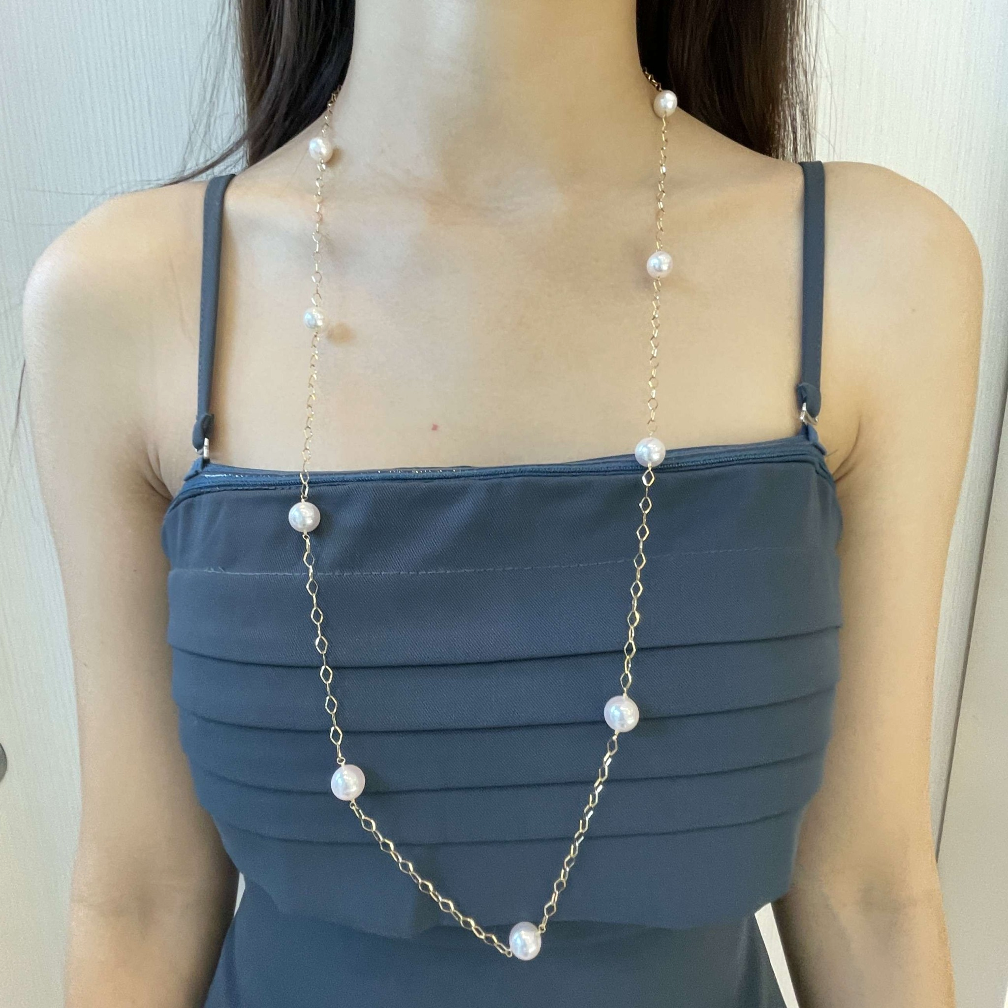 Sleek Akoya Pearl Strand Necklace K18 - N147 1 Sleek Akoya Pearl Strand Necklace K18 - N147
