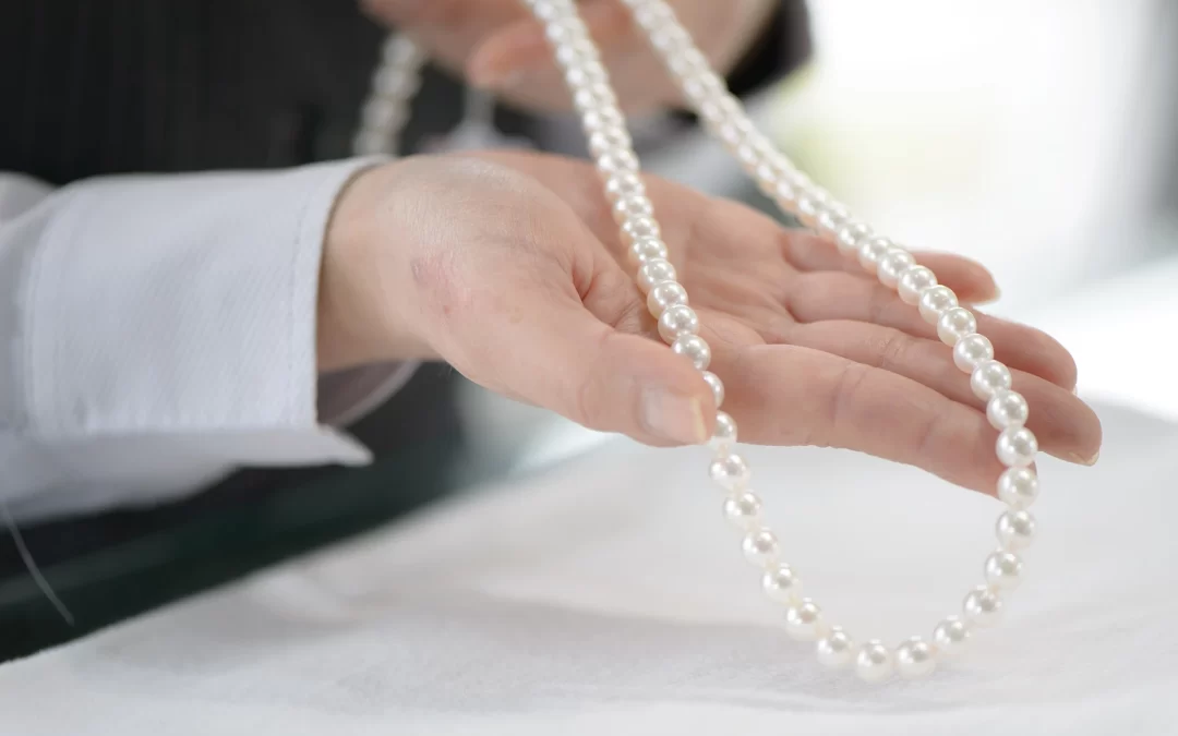 high-quality Akoya pearls