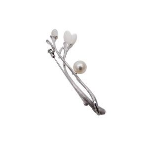 White Akoya Pearl 'Tulip' Brooch Pin - B80