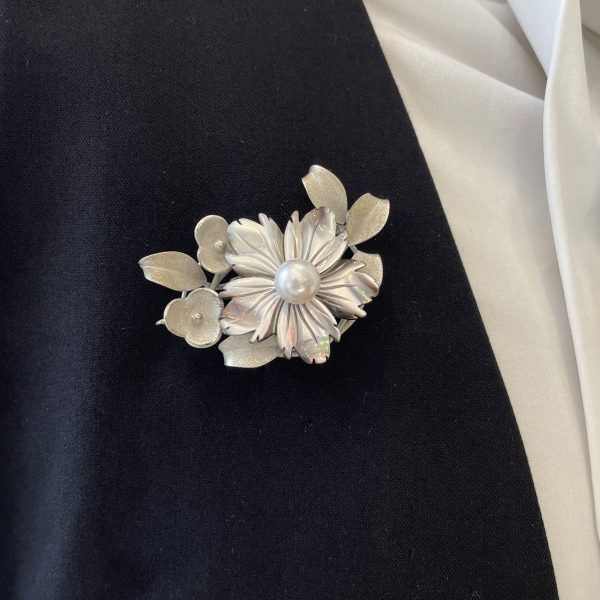 White Akoya Pearl 'Flower' Brooch Pin - B79 - Image 2