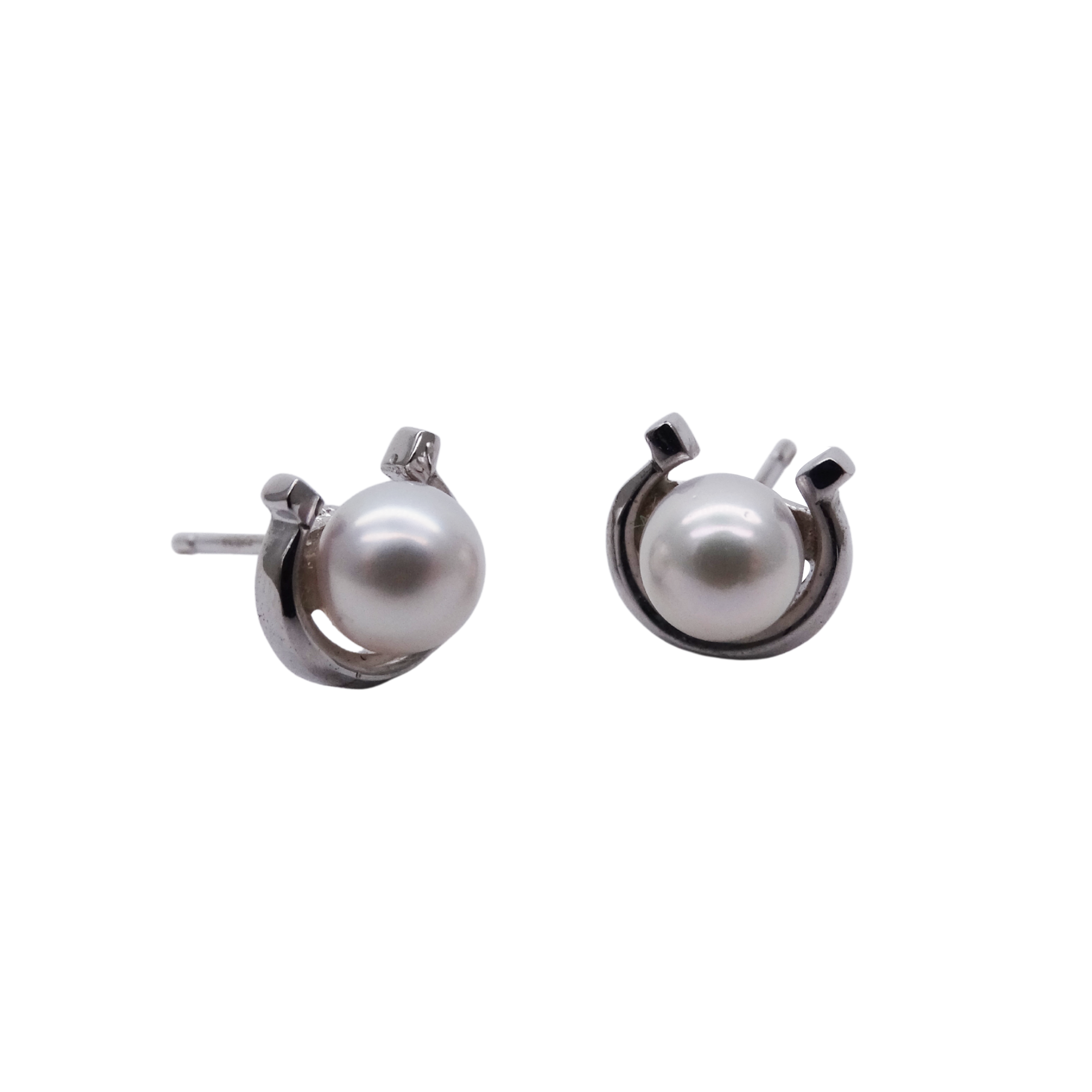 Horse shoe Akoya Pearl Silver Earrings - E294