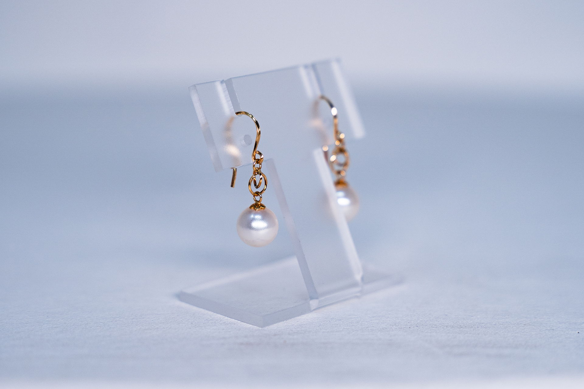 5 Timeless High-End Pearl Earrings for Brides to Shine on Their Wedding Day