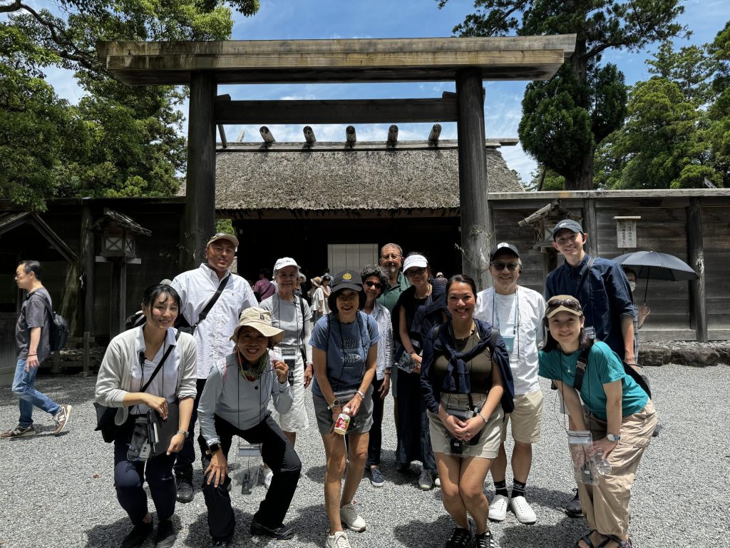 pearl-legacy-tour-ise-shrine-scaled.jpg